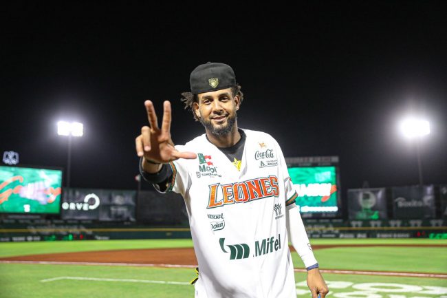 Leones de Yucatán vs. Olmecas de Tabasco, juego 17, 2o de la serie, serie para los Leones, 9×4, del 100523 en Mérida, 1a serie ganada del año en Mérida, José Cafecito Martínez