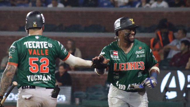 Leones de Yucatán vs. Saraperos de Saltillo, juego 29, 2o de la serie, 2o doble cartelera, serie empatada, 13×10, del 240523 en Saltillo, Yadir Drake