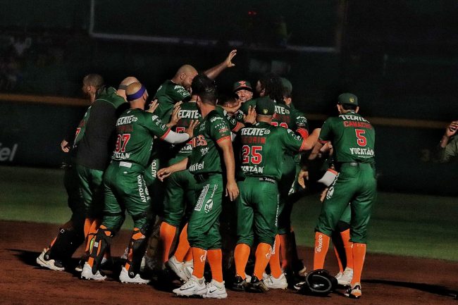 Leones de Yucatán vs. Tigres de Quintana Roo, juego 14 para ambos, 2o de la serie, serie empatada 1×0, del 060523 en Mérida, ganan con balk en la 10a, ganan en casa tras 3 derrotas