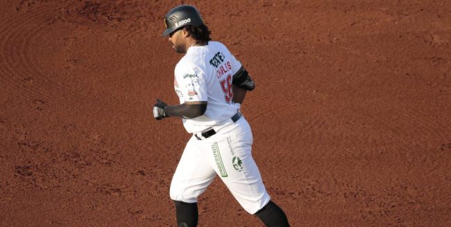 Leones de Yucatán vs. Tigres de Quintana Roo, juego 27 para ambos, 3o de la serie, serie para los Leones, 5×3, del 210523 en Mérida, Art Charles jonrón