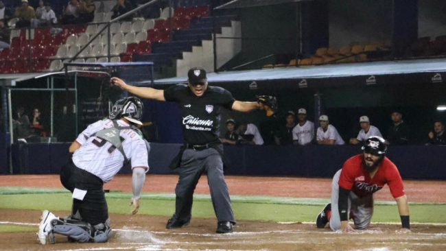 Piratas de Campeche vs. Guerreros de Oaxaca, juego 30, 3o de la serie, 2o doble cartelera, serie para los Guerreros, 7×4, del 250523 en Oaxaca