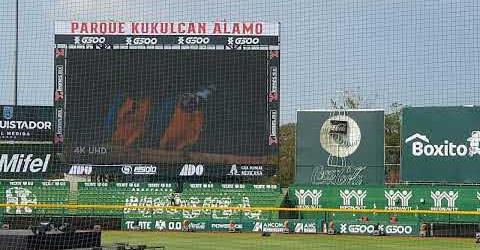nueva pantalla parque Kukulcán el día de su inauguración, juego inaugural en 2023