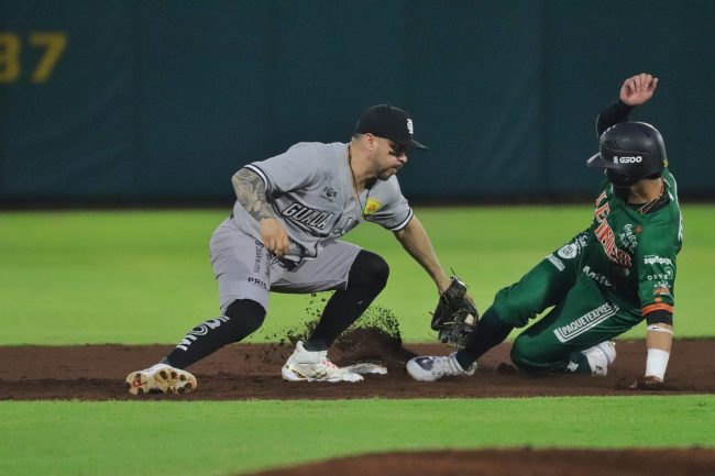 Leones de Yucatán vs. Mariachis de Guadalajara, juego 53, 2o de la serie, serie empatada, 10×0, del 240623 en Mérida, Vimael Machín