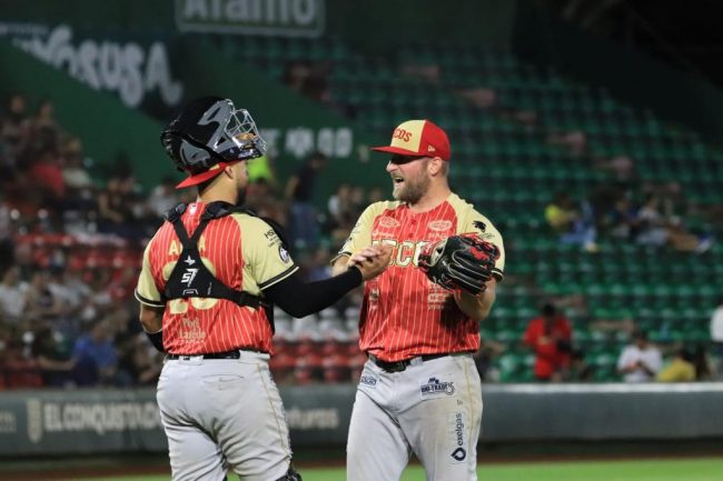 Leones de Yucatán vs. Tecolotes de los dos Laredos, conasupo