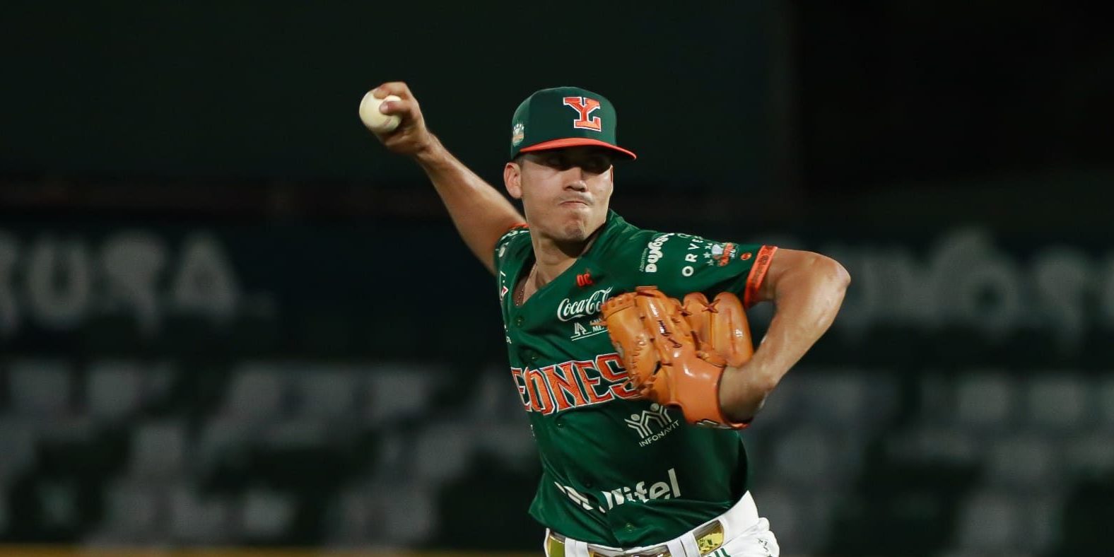 Leones de Yucatán vs. Tecolotes de los dos Laredos, juego 48, 3o de la serie, serie para los Leones, 4×0, del 150623 en Mérida, Francisco Haro, debut con los Leones, abridor y ganador, 2-4
