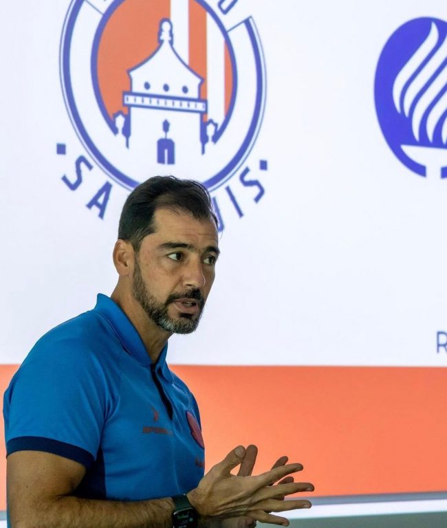 Rafael Fernández, contratado como director técnico de los Venados de Yucatán, del 090623