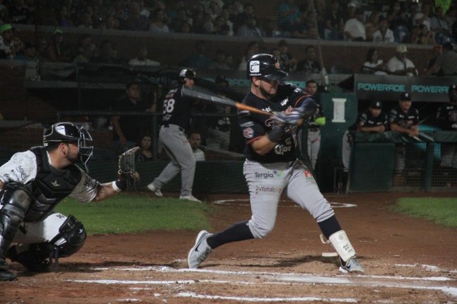Saraperos de Saltillo vs. Tigres de Quintana Roo, juego 79 para los Tigres, 1o de la serie, 7×2, 2 del 250723 en Saltillo, Ángel Erro