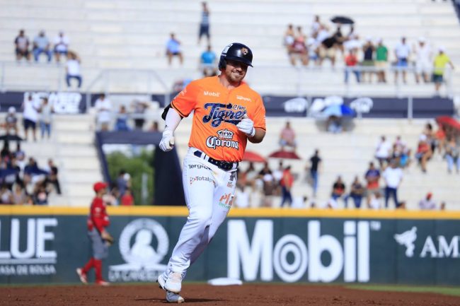 Tigres de Quintana Roo vs. Diablos Rojos del México, juego 78, 3ero de la serie, barrida de los Tigres, 7×5, del 230722 en Cancún, Trey Hair, jonrón 3 del año