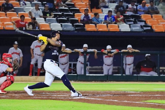 Tigres de Quintana Roo vs. Piratas de Campeche, juegos 62 y 61, respectivamente, 2o de la serie, serie empatada, 4 del 050723 en Cancún, Reynaldo Rodríguez