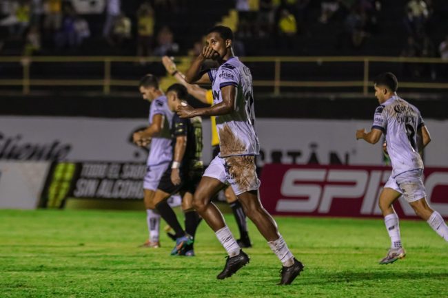 Club Atlético La Paz vs. Venados de Yucatán, fecha 4, torneo de apertura Liga de Expansión, 3-1, del 110823 en Mérida