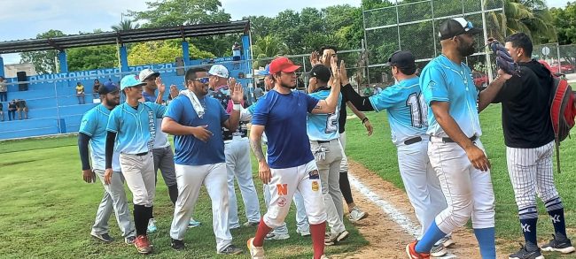 Horchateros de Yaxkukul vs. Bravos de Chicxulub, del 260823, calificaron a la liga meridana, del 260823 en Chicxulub Pueblo