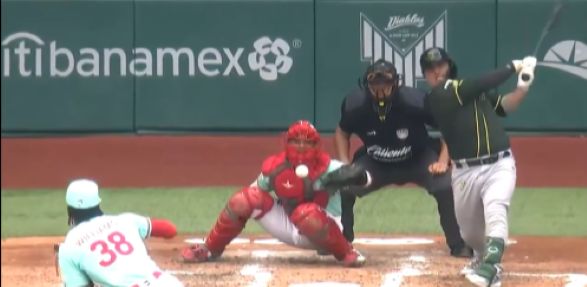 Pericos de Puebla vs. Diablos Rojos del México, juego 6, 2o play off, Pericos eliminan a los Diablos 4-2, 4×3, del 260823 en Ciudad de México, Juan Kirk bateando