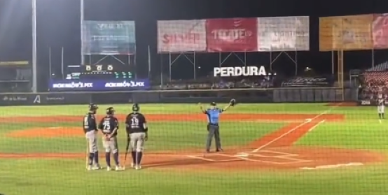 Sultanes de Monterrey vs. Mariachis de Guadalajara, 1o de la serie, 9×0, por forfeit, declarado por el umpire Vicente Madero, del 040823 en Guadalajara, Mariachis se niehan a jugar por falta de pago