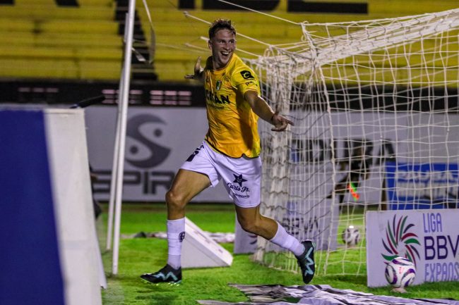 Venados de Yucatán vs. Tepatitlán F.C., fecha 11 del torneo de apertura de la liga de expansión, 5×1, del 270923 en Mérida, Luciano Nuquecaur, metió dos goles