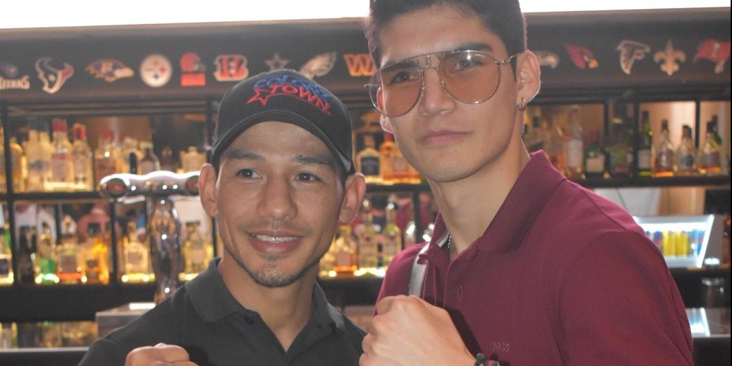 David General Cuéllar con Luis Nica Concepción del 111023 en Cancún, previo a su pelea del 131023 en Cancún