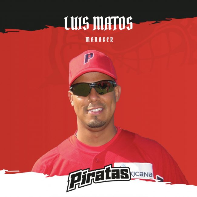 Luis Matos con cachucha de los Piratas de Campeche