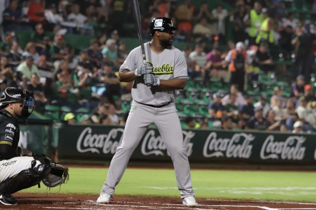 Pericos de Puebla vs. Leones de Yucatán, juego 2, serie por el título de la zona sur, ventaja Pericos 2-0, 5×2, 16 del 290823 en Mérida, Chris Carter