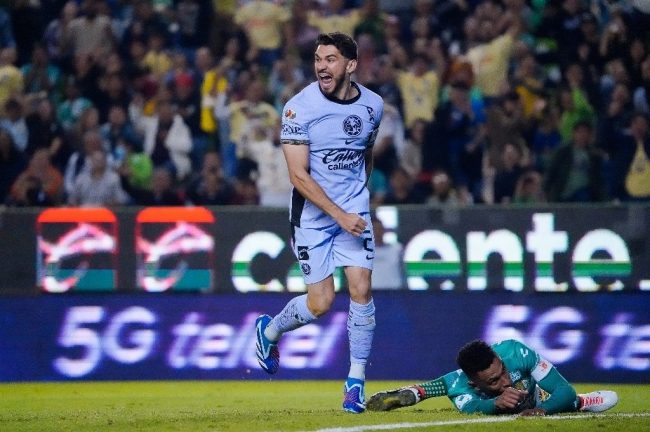 Henry Martín, doblete contra el León 2-2, juego de ida en León Nou Camp, del 291123