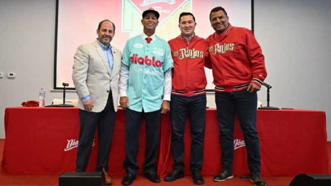 Lorenzo Bundy, contratado por los Diablos Rojos del México del 131123 en la Ciudad de México