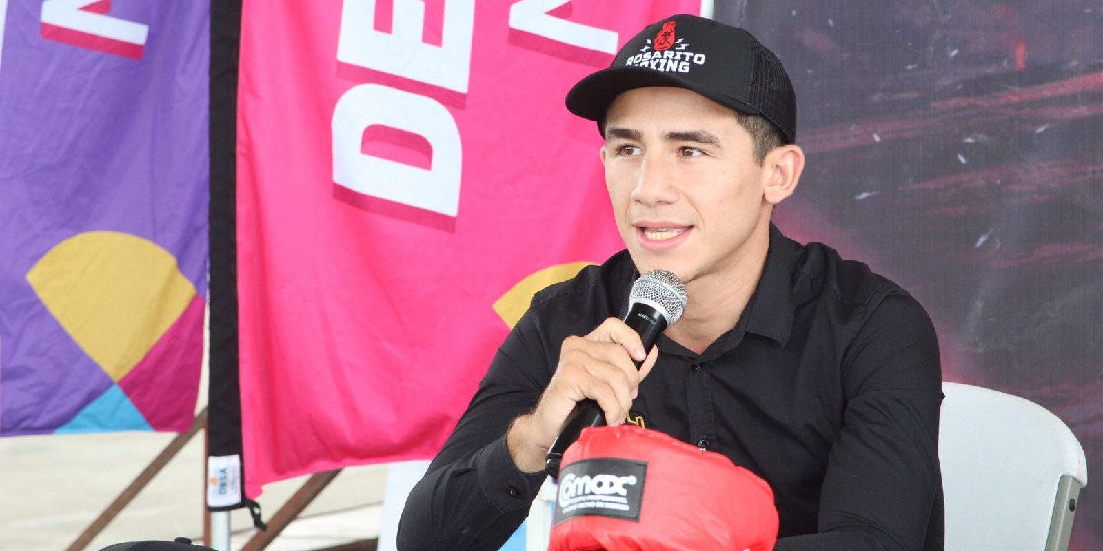 Pablo Rojo Peraza, participación en conferencia de prensa para su pelea del 301123 en Xmatkuil, del 171123 en gimnasio de Juan Pablo II