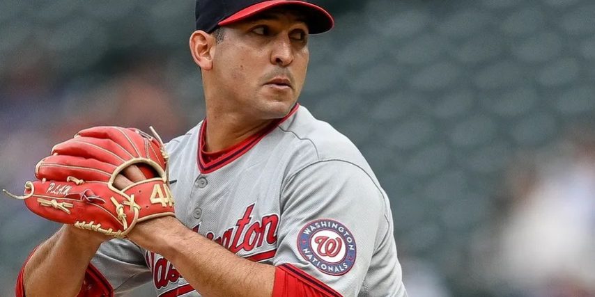 Paolo Espino, abridor panameño contratado por los Leones de Yucatán, el 291123