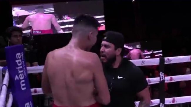 Mario Pantera Andrade vs. Jonathan Chiquis Ramos, gkot 4, 2 del 301123 en Xamtkuil pista de calificación, 1a función de Rosarito Boxing con público, pero gratis, agresión del talismán ramos