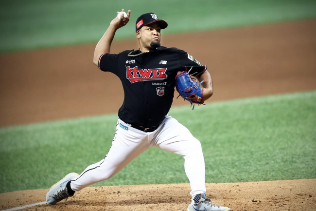 Odrisamer Despaigne, cubano contratado por lo Leones de Yucatán el 301123