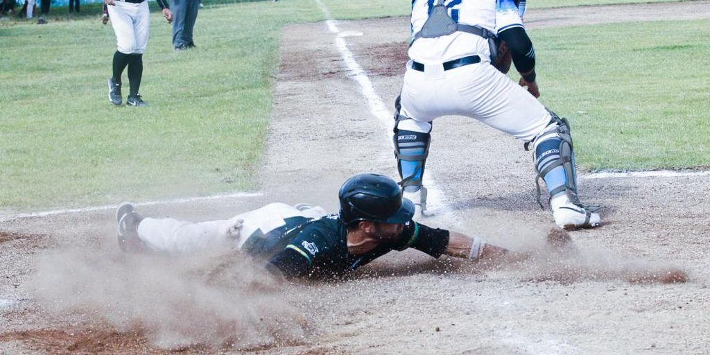 Zorros de Pacabtún vs. Horchateros de Yaxkukul, 2o juego, 2a semana, serie para Pacabtún, 9×5, del 231223 en Yaxkukul, 1er juego en la historia de la Meridana en Yaxkukul