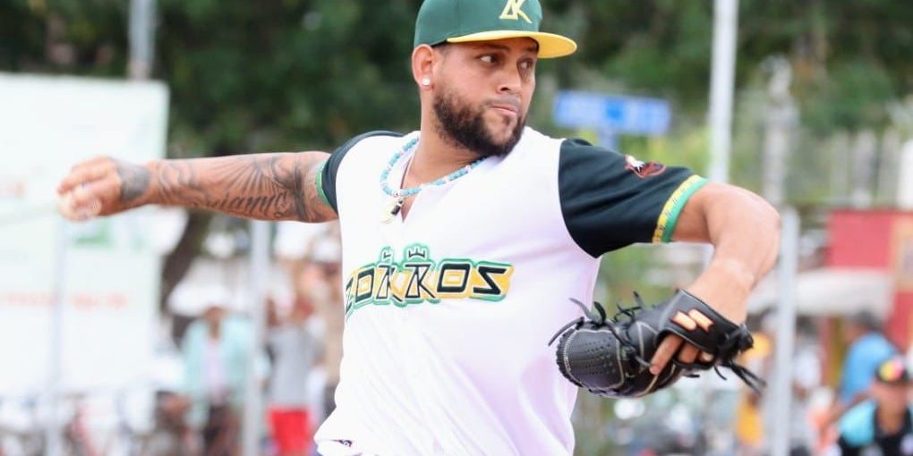 Azulejos de la Dolores Otero vs. Zorros de Pacabtún, 2o de la serie, serie empatada, 9×5, 1 del 070124 en la Dolores Otero, Henderson Álvarez, estreno en la Meridana, abridor y sin decisión