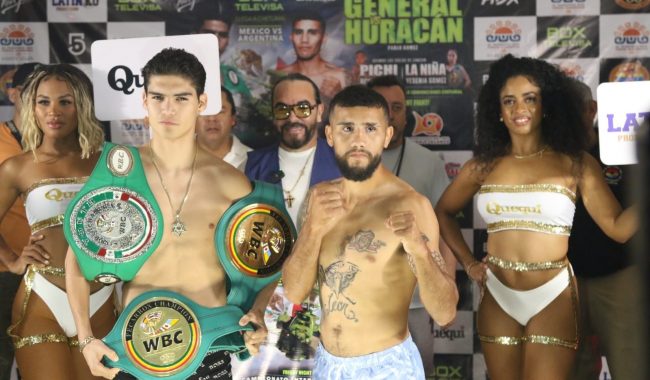 David General Cuéllar pesaje vs. Ariel Huracán Gómez, 1 del 180124 en Chetumal,,con José Alberto Pepe Gómez Álvarez