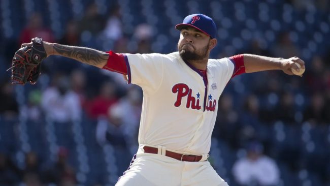 Elvis Araujo venezolano contratado por los Leones de Yucatán, el 170124
