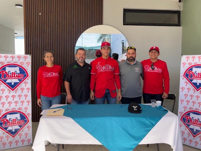 Jorge Guzmán, prospecto tapatío de los Leones de Yucatán, firmado el 150124 por los Filis de Filadelfia en Guadalajara