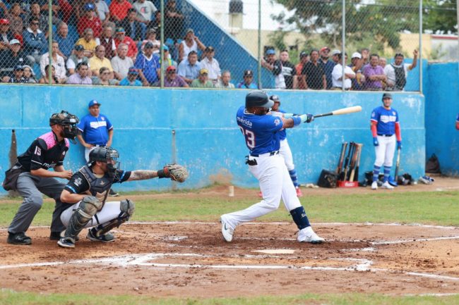 Senadores de la Morelos vs. Azulejos de la Dolores Otero, 7a semana, 2o de la serie, serie para los Senadores, 11×1, 8 del 280124 en la Morelos, Yadir Drake