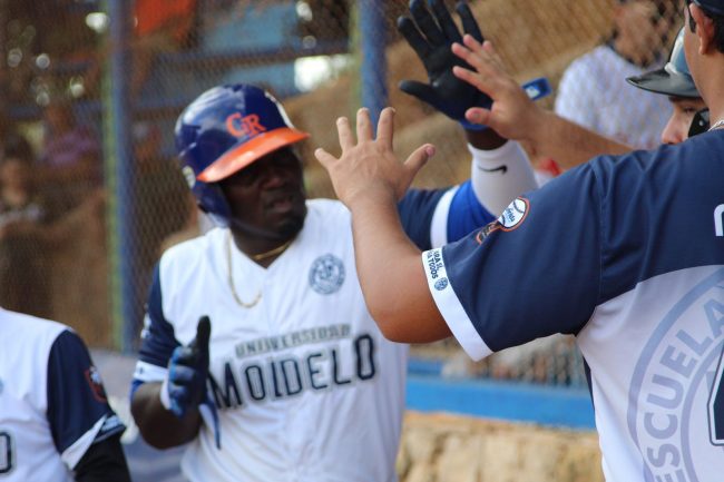 Universidad Modelo vs. Diablos de la Bojórquez, 7a semana, 1er juego, 15×3, 1 del 270124 en Cordemex, Yosmany Guerra