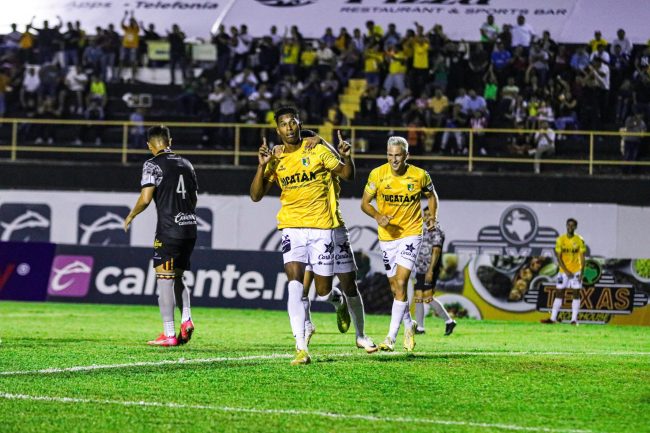 Venados de Yucatán empatan con los Leones Negros de la U. de G., fecha 3 torneo de Clausura de la Liga de Expansión, 1-1, del 240124 en Mérida, Sleyther Lora, anotó por los Venados