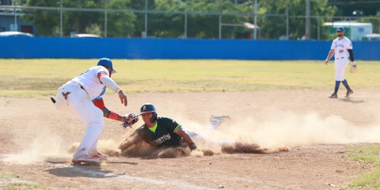 Zorros de Pacabtún vs. Azulejos de la Dolores Otero, 4a semana, 1o de la serie, 8×0, 2 del 060124 en la Dolores Otero