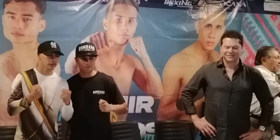 Carlos Chocorroncito Buitrago con Yahir Alan Frank y Mario Abraham Xacur, del 220224 en Ybis Hotel galerías, previo a su pleito del 240224 en Mérida,