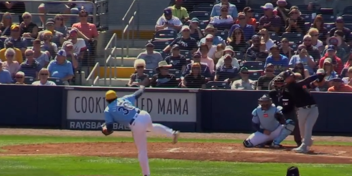 Manuel Bolón Rodríguez, 2o juego pretemporada con los Rays de Tampa, ponchó a tres en un inning y admitió un hit, del 280424 en Dunedin