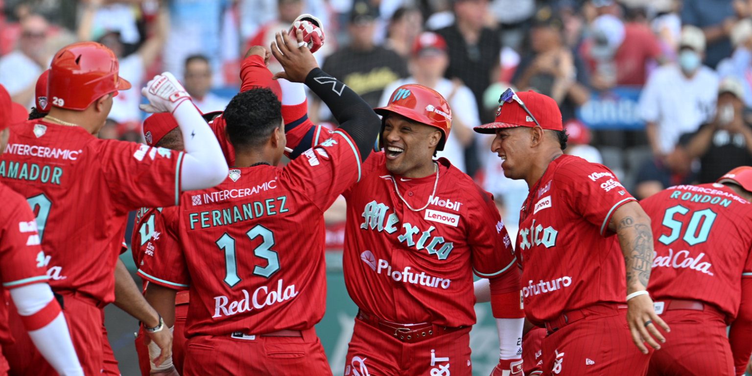 Diablos Rojos del México vs. Yanquis de Nueva York, 1er juego de exhibición, 4×3, del 240324 en la Ciudad de México, Robinson Canó, jonrón