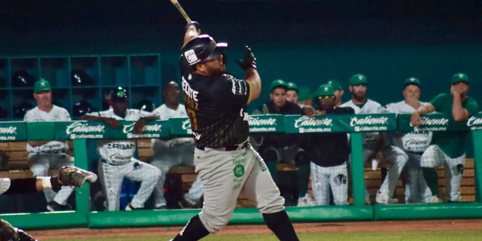 Leones de Yucatán vs. Olmecas de Tabasco, juego 6, 3o de la serie, limpia para los Leones, 1a del año, 7×2, del 180424 en Villahermosa, Luis Felipe Pepón Juárez