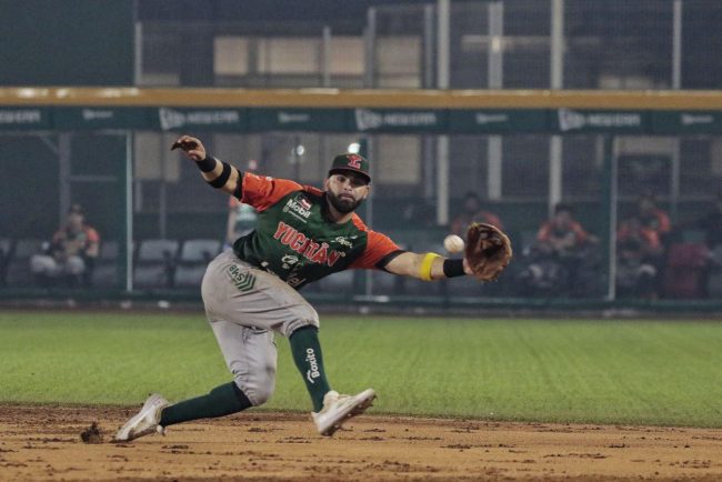 Águila de Veracruz vs. Leones de Yucatán, juego 20, 2o de la serie, serie empatada, 2×1, 5 del 050524 en Veracruz, José Peraza