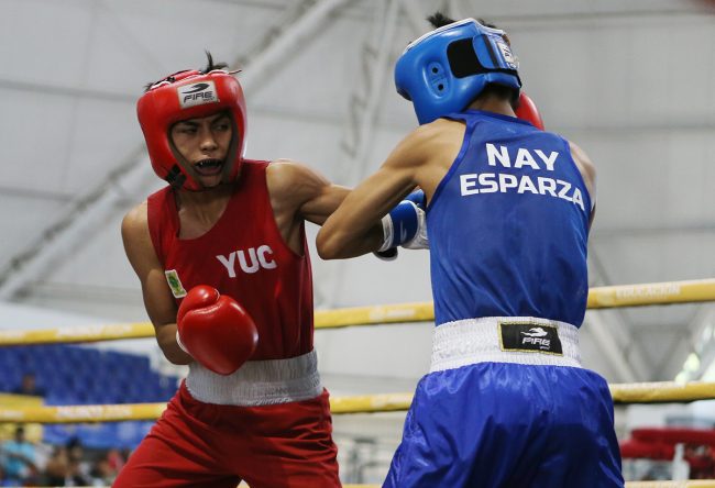 César Lobo IV Talavera vs. Jaret Esparza de Nayarit, gd ganó campeonato nacional minimosca amteur en nacionales conade, 3 del 180524 en Guadalajara
