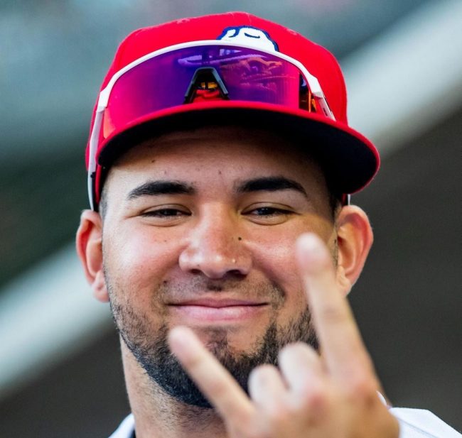 Eduardo Díaz, jardinero venezolano contratado por los Leones de Yucatán, del 090524