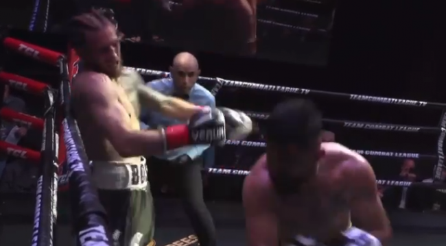 Elías Espadas vs. Anthony Hines gdu-1 del 020524 en Boston, debut de ambos en la Liga de Combate por Equipos con réferi Marcel Varela