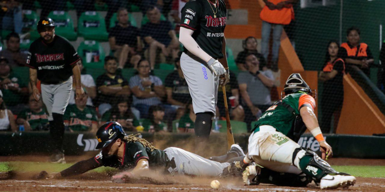 Guerreros de Oaxaca vs. Leones de Yucatán, juego 17, 2o de la serie, serie para los Guerreros, 9×0, 6 del 010524 en Kanasín, Sebastián Valle