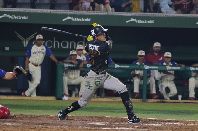 Leones de Yucatán vs. Águila de Veracruz, juego 21, 3o de la serie, serie para los Leones, 11×2, del 060524 en Veracruz, ganan en 11 innings, Ángel Camacho