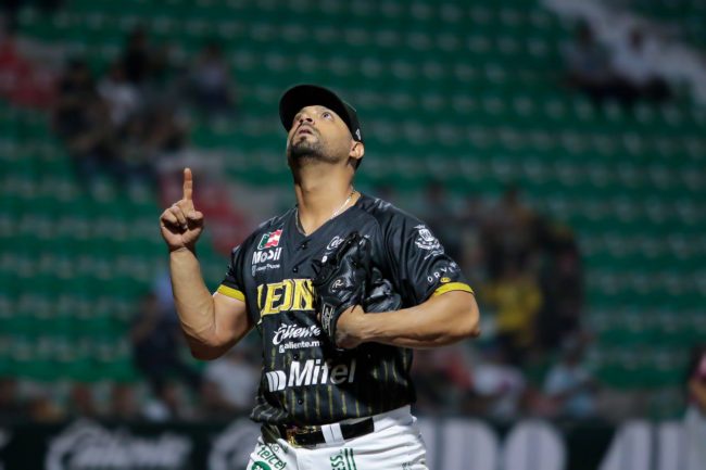 Leones de Yucatán vs. Guerreros de Oaxaca, juego 18, 3o de la serie, serie para Oaxaca, 7×3, 2 del 020524 en Kanasín, Elián Leyva