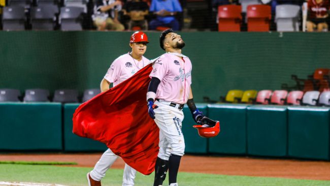 Águila de Veracruz vs. Tigres de Quintana Roo, juego 52, 1o de la serie, 2×1, del 140624 en Veracruz, Alonso Gaitán, jonrón de la diferencia
