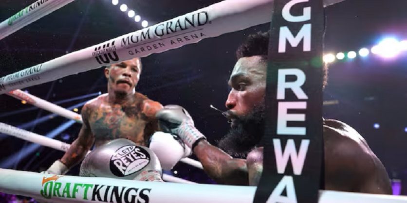 Gervonta Davis vs. Frank Martin gko 8, retuvo campeonato mundial ligero AMB por quinta ocasión, del 150624 en MGM Grand de Las Vegas