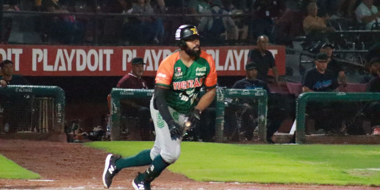 Leones de Yucatán vs. Algodoneros del Unión Laguna, juego 43, 1o de la serie 7×6 del 040624 en Torreón, José Peraza produjo cuatro carreras, tres con jonrón